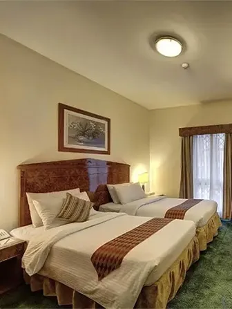 7-nights-3-star-new-york-umrah-packages